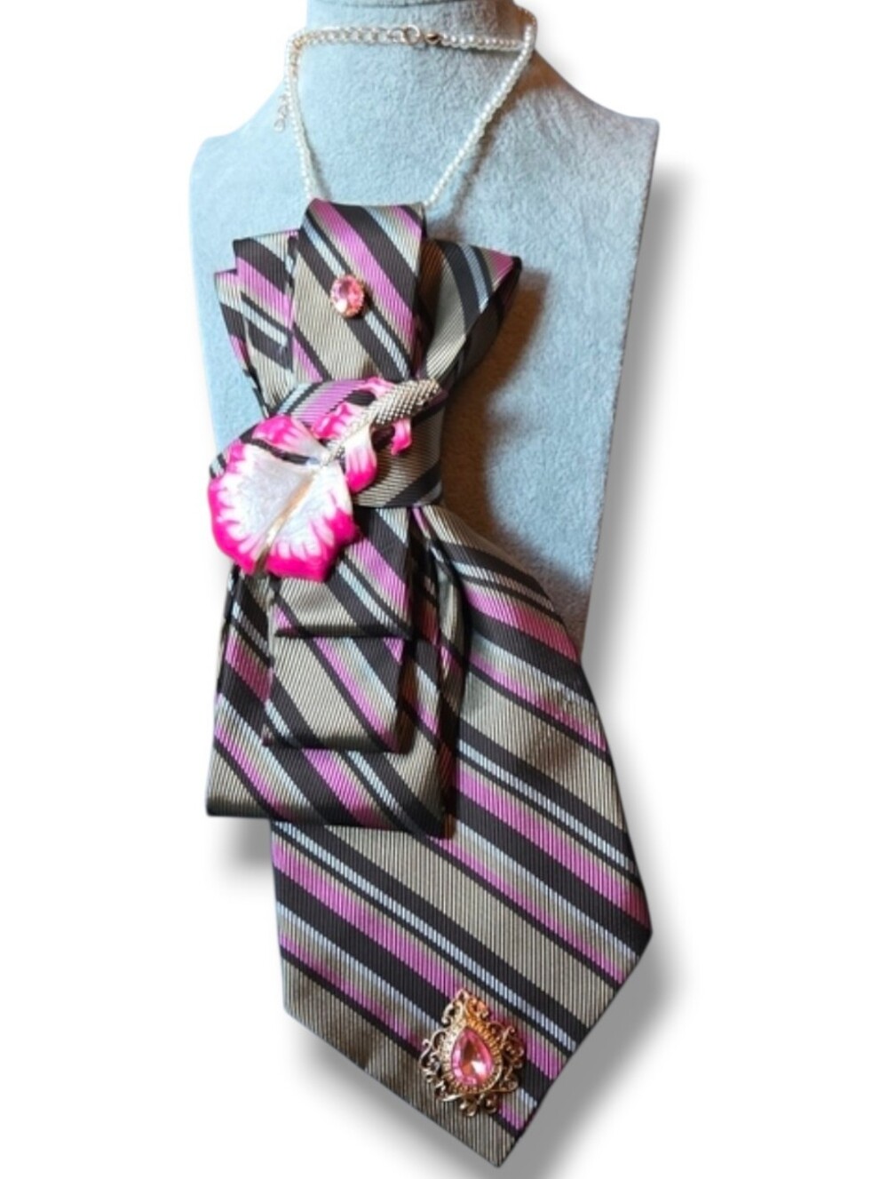3/$60 Pink Tan Striped Cravat with Pink Fish Accent